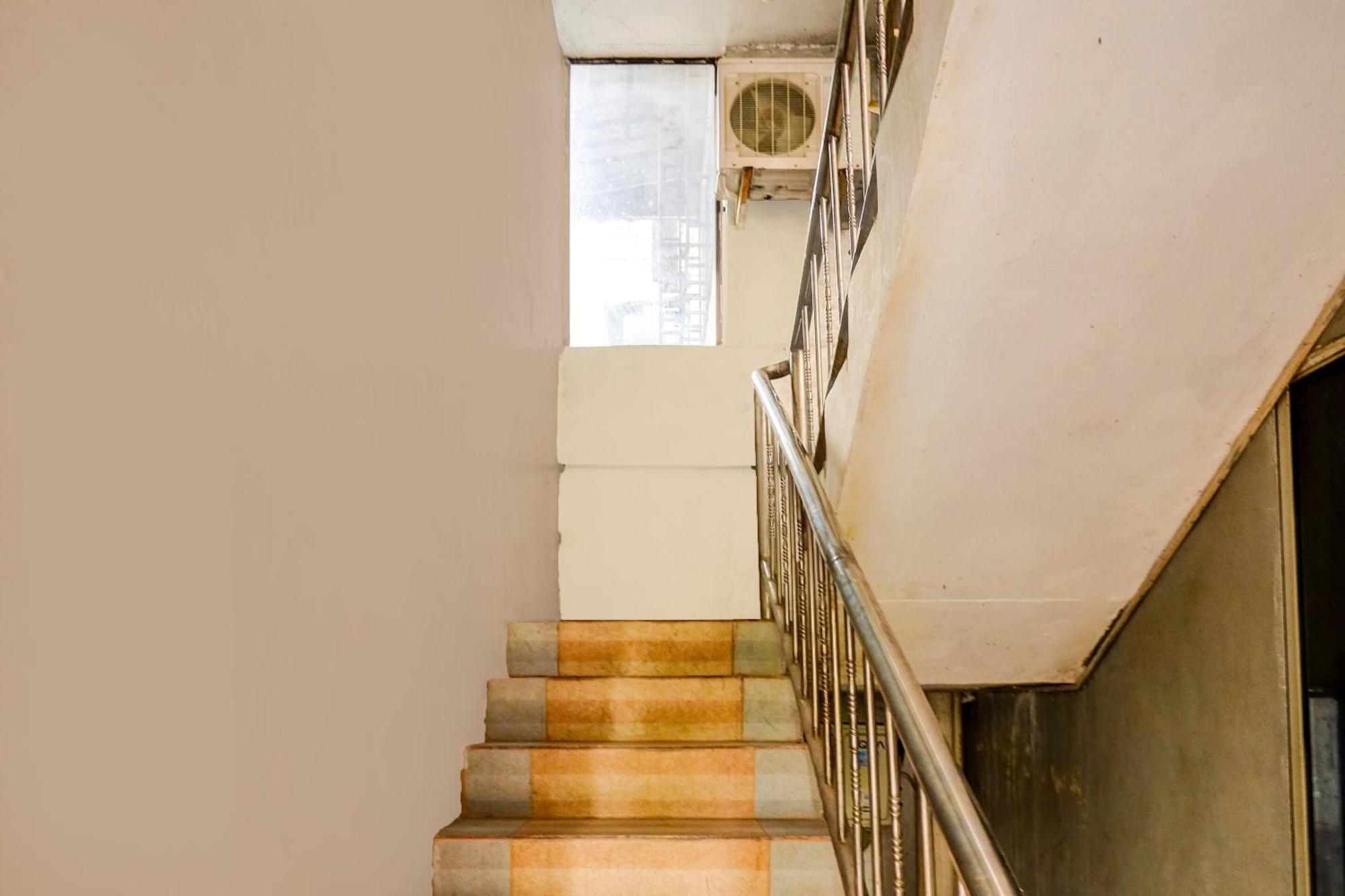 Oyo 92322 Hasan House Syariahnearpelabuhan Feri Harbor Bay Nagoya Ngoại thất bức ảnh